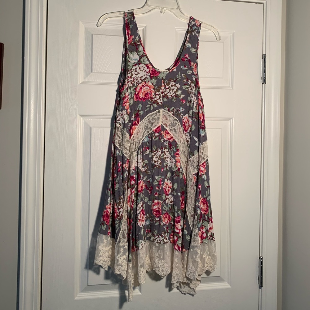Grey Floral Tank/Dress!🌺